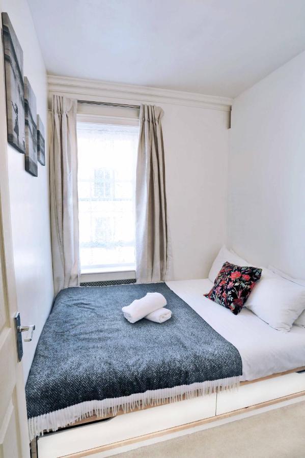 Piccadilly Circus Suites Londra Exterior foto