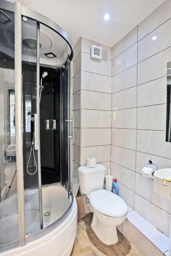 Piccadilly Circus Suites Londra Exterior foto